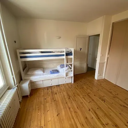 Hébergement de vacances Maison Jardin Clermont-Ferrand